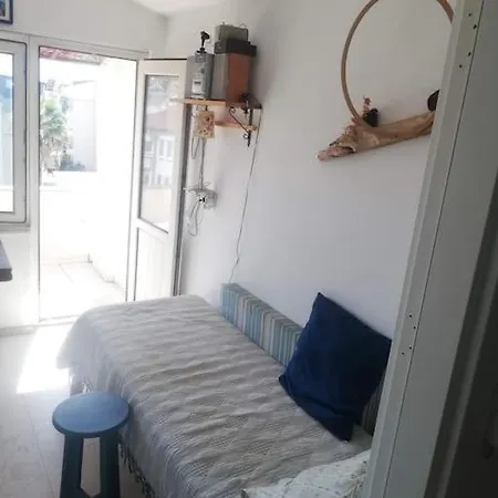 Wonderful Location Beautiful Roof Flat מרמריס